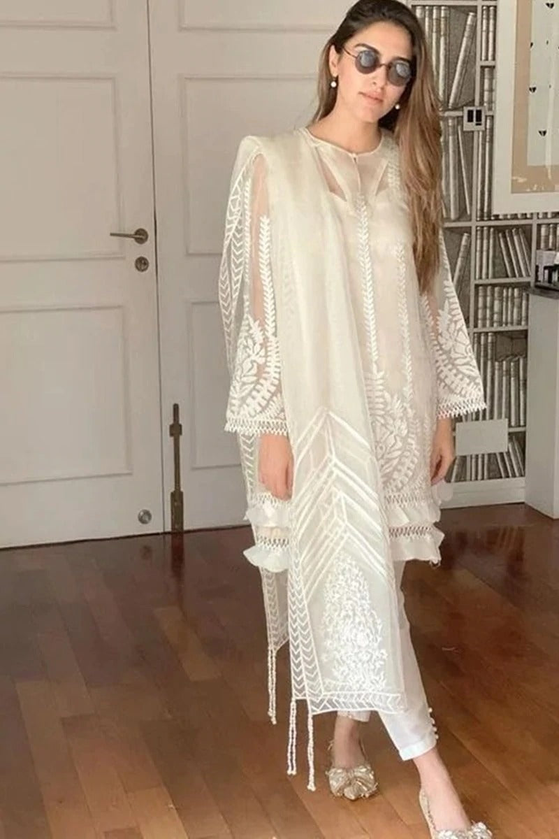 White Collection 🤍💞 Beautiful White Dress Designs For Summer | Pakistani  fashion party wear, Designer dresses casual, Combination dresses